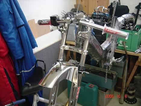 Puch maxi "GILARDONI" projekt - EBR m. clip-on styr og aeroskærm billede 16