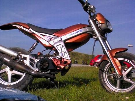 Suzuki street magic solgt... billede 1