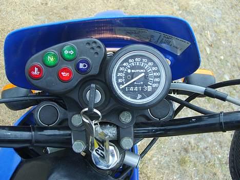 Suzuki RMX billede 6