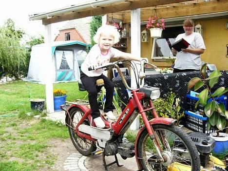 Puch Maxi P (solgt) - Min datter elsker at lege på den.... billede 2