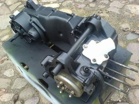Aprilia Rally LC Ghost( solgt ) - her lige malet blokken billede 7