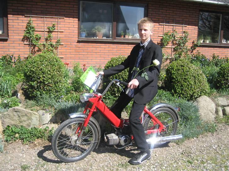 Puch Maxi K - Solgt :'( - 29 april 2007.. <Kørte på den hjem fra kirken til min konfirmation :D billede 1