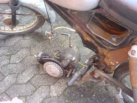 Puch VZ50 - Det har jeg taget moteren af... billede 3