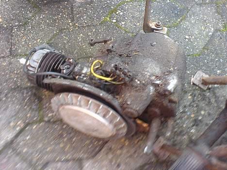 Puch VZ50 - Moteren helt fri.. billede 4