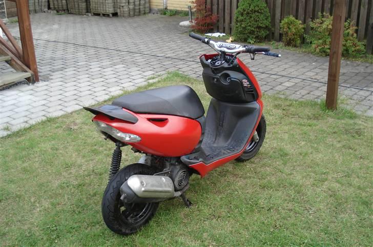 Aprilia sonic byttet til ssm  - så blev den sku rød :) fra den 19 august billede 16