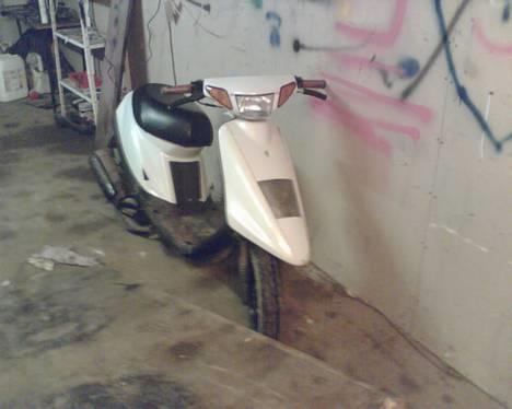 Yamaha jog solget til phillip j. billede 2