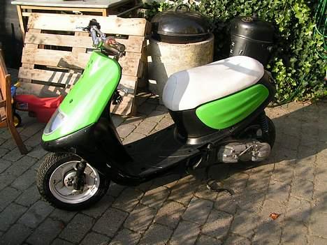 Yamaha jog s bytte med estilete billede 5