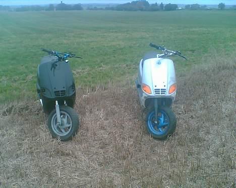 Piaggio zip solgt - mig og min fætters billede 9