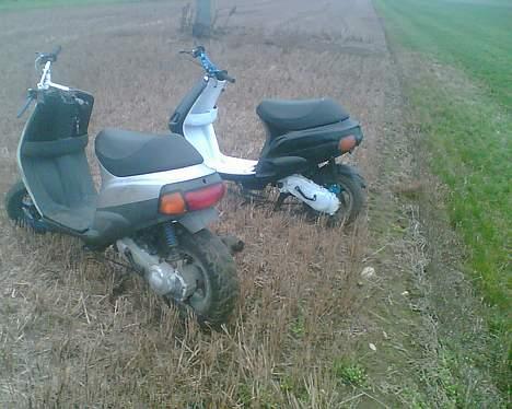 Piaggio zip solgt - mig og min fætters billede 11