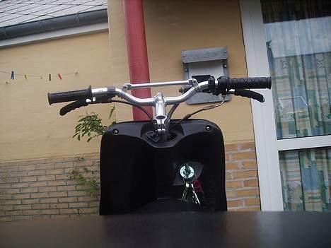 Yamaha neos (solgt) billede 7