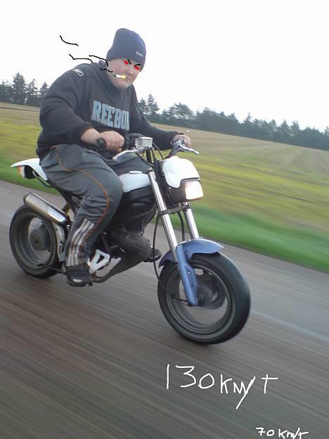 Suzuki street magic " Solgt" billede 1