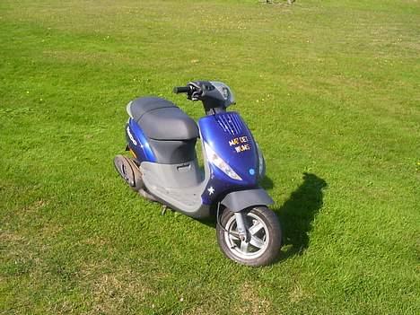 Piaggio zip ny model :D billede 1