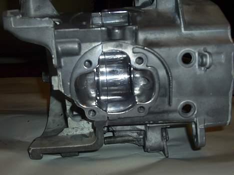 Aprilia (Projektbane) - Poler billede 4