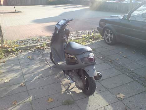 Yamaha Jog Space - Sådan ser den  så ud efter den er blevet samlet :) billede 11