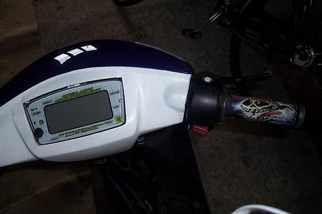 Yamaha Jog FS LC SOLGT!!! - Digital speedo og de frækkeste håndtag :D billede 4