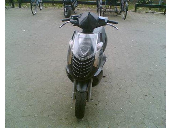 {{currentPhoto.altText}} billede {{currentPhoto.number}}