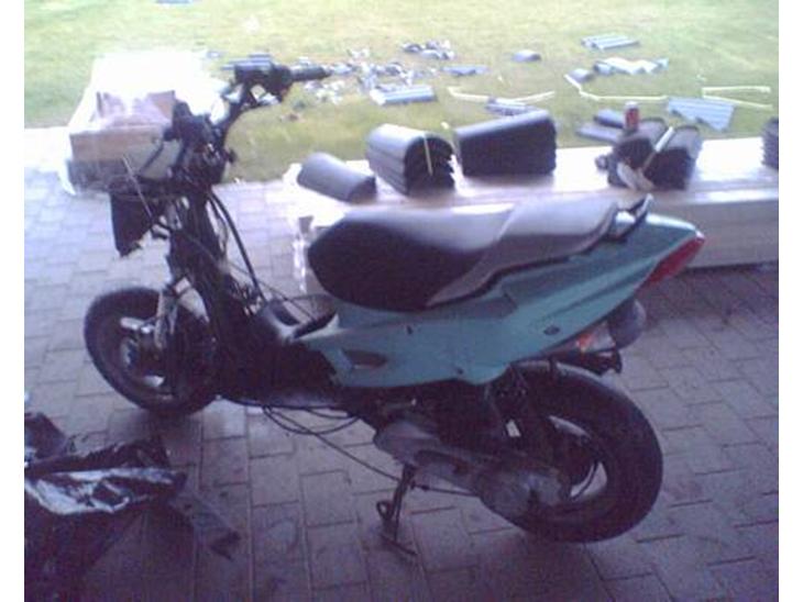 {{currentPhoto.altText}} billede {{currentPhoto.number}}