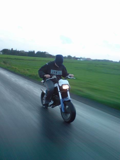 Suzuki street magic " Solgt" - Min og min Vens Street billede 7