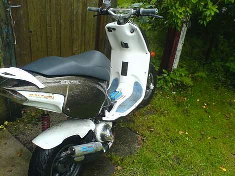 Aprilia rally  SOLGT billede 6