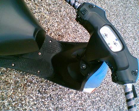 Yamaha Neo's {SOLGT FOR 7,6} billede 5