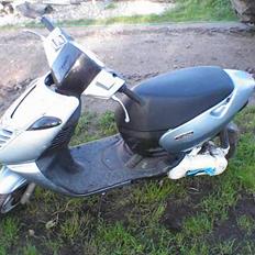 Aprilia sonic (før)