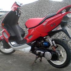 Peugeot Speedfight 2 SOLGT