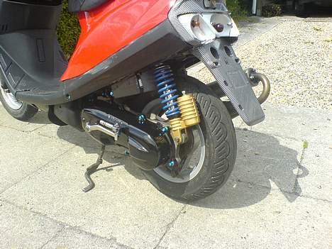 Yamaha Jog / byttet til RS 50 - Har lige malet kickstarter skjoldet der. billede 10