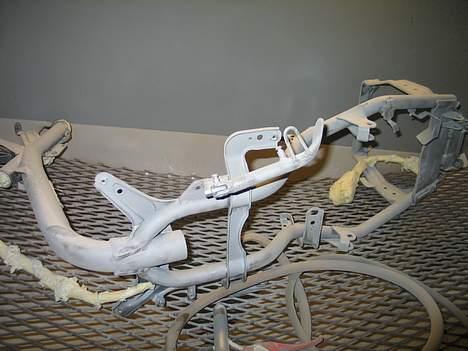 Yamaha Jog Space - Sandblæsning af stel, tank og forgaffel .. Wee .. billede 17