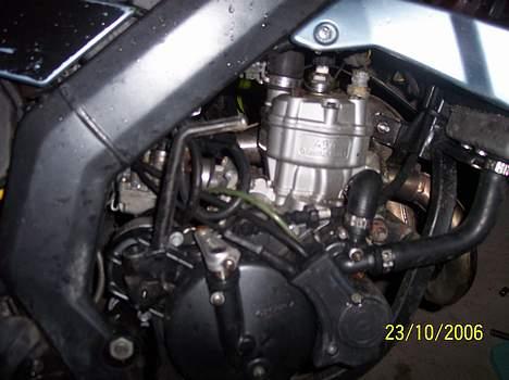 Gilera RCR (SOLGT) - Motoren. Beklager men er IKKE vasket. billede 3