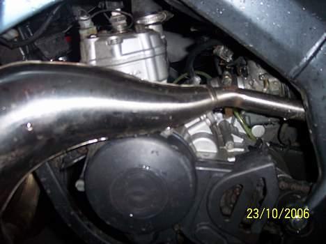 Gilera RCR (SOLGT) - Motoren. Beklager men er IKKE vasket. billede 4