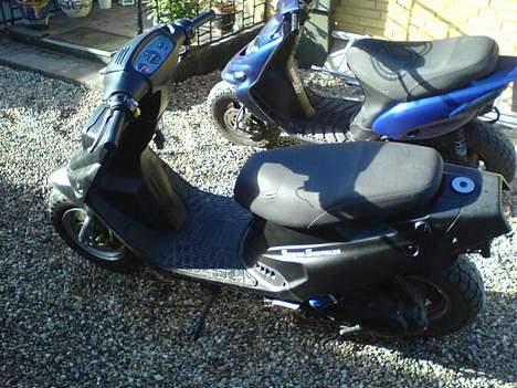 PGO hot 50 SOLGT billede 9