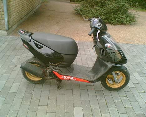 Aprilia sonic Gp solgt billede 2