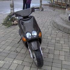 Yamaha neos AC   ( Team yamaha) 