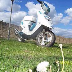 Yamaha Jog evo Solgt.