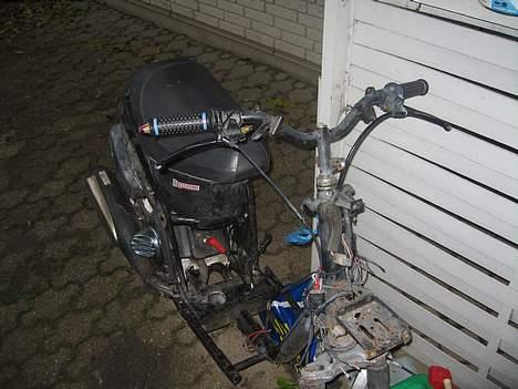 Piaggio Zip SOLGT billede 3