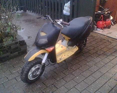 Aprilia rally (SOLGT) billede 1