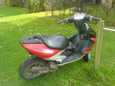Yamaha aerox billede 4