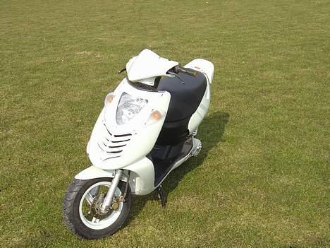 Aprilia sonic GP   billede 1