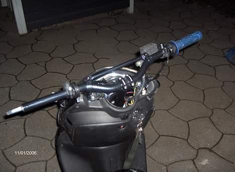 Aprilia sonic solgt for 9500 ;) billede 7