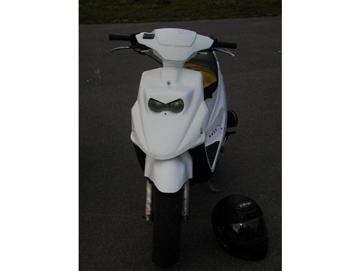 {{currentPhoto.altText}} billede {{currentPhoto.number}}