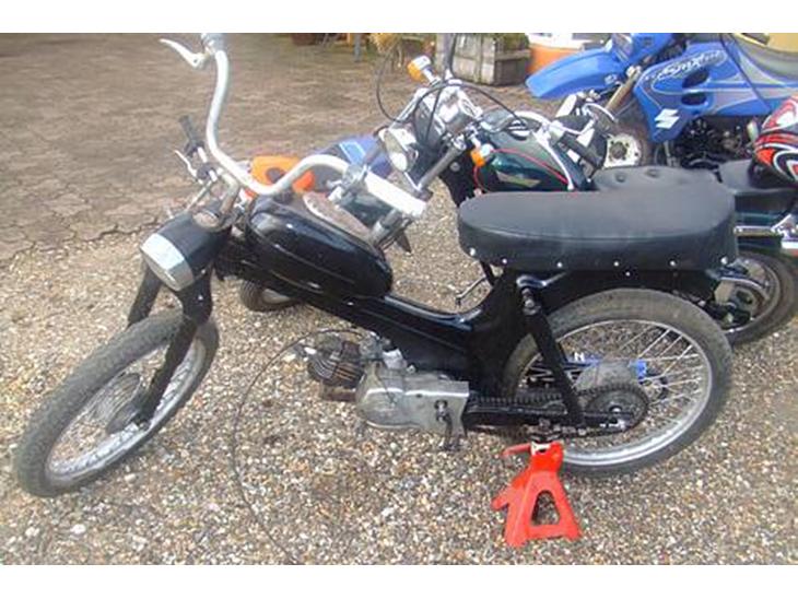 {{currentPhoto.altText}} billede {{currentPhoto.number}}