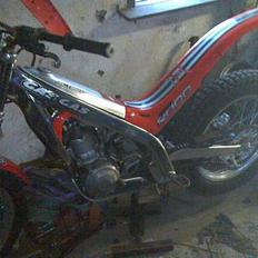 Yamaha gasgas (solgt)