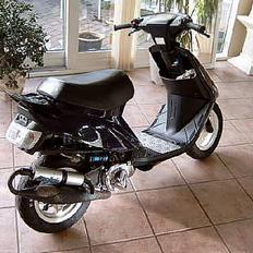 Yamaha Jog AS Evo Solgt.