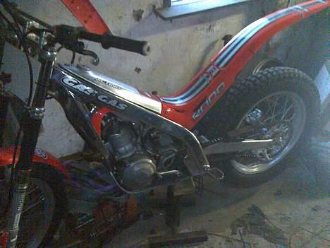Yamaha gasgas (solgt) billede 1