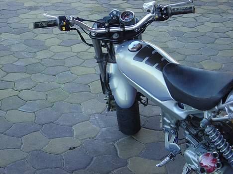 Suzuki street magic billede 8