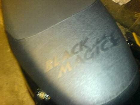 PGO Black Magic billede 2