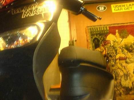 PGO Black Magic billede 3