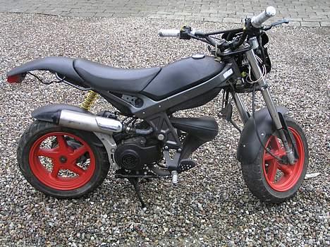 Suzuki Street Magic > Solgt < billede 4