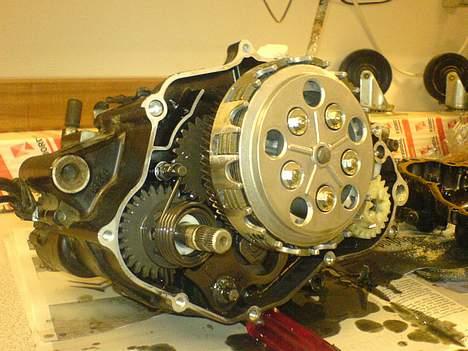 Suzuki RMX "endelig solgt" - den ekstra motor jeg har... billede 15