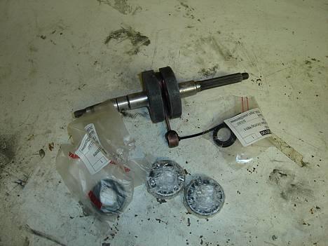 Yamaha jog   FØR ! ! ! - den ny tap og c4 lejer :P  billede 9